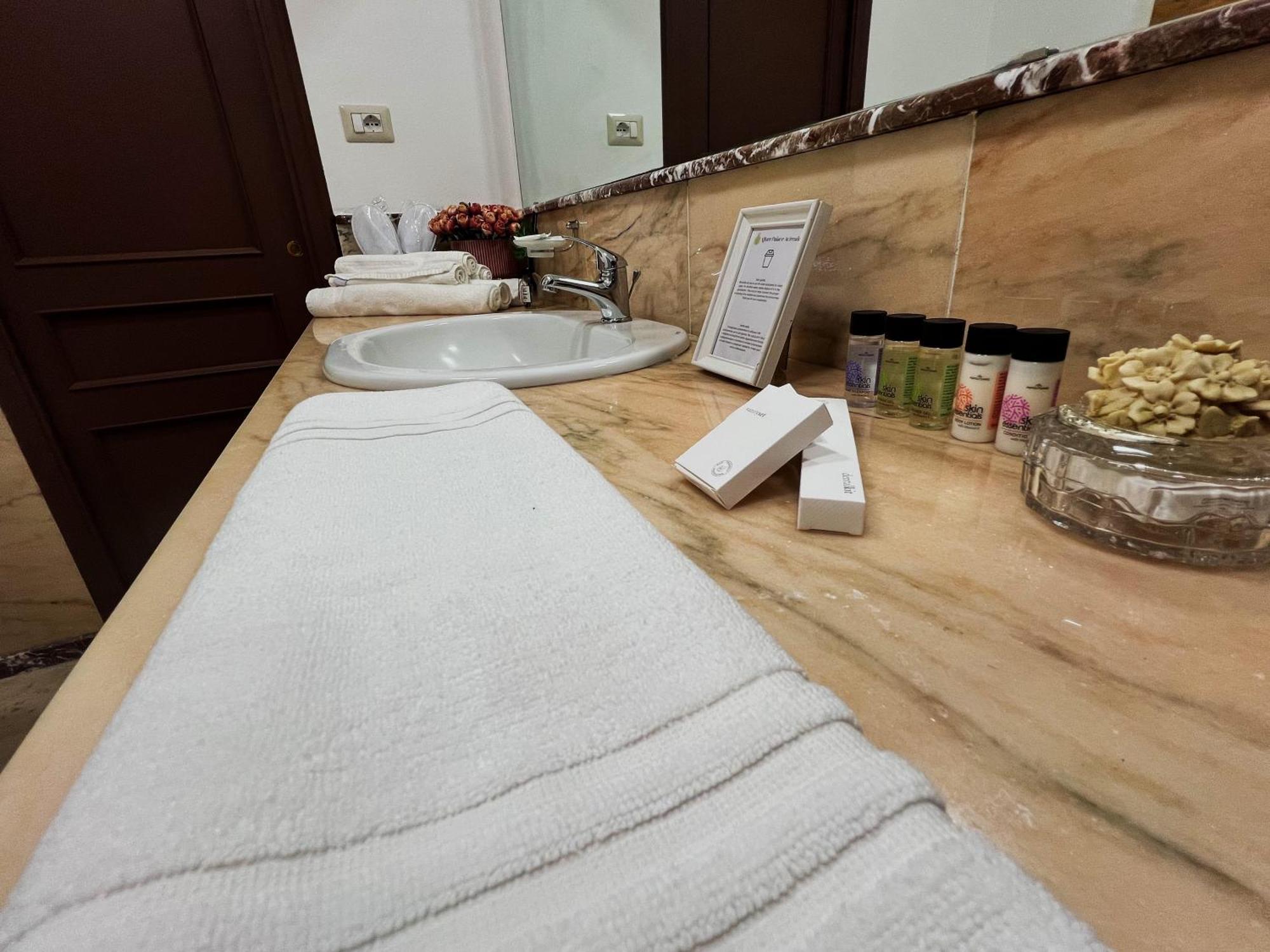 Allure Palace Acireale Esterno foto